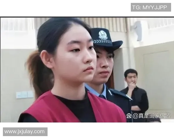 网红合影意外揭露足球明星私生活背后的秘密与故事